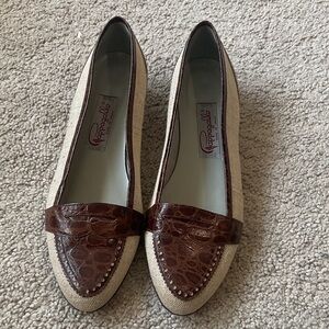 Pappagallo Brown and Cream Flats vintage with box 9